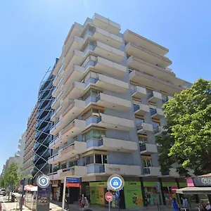 Guest house Republica83-campo Pequeno, Lisbon