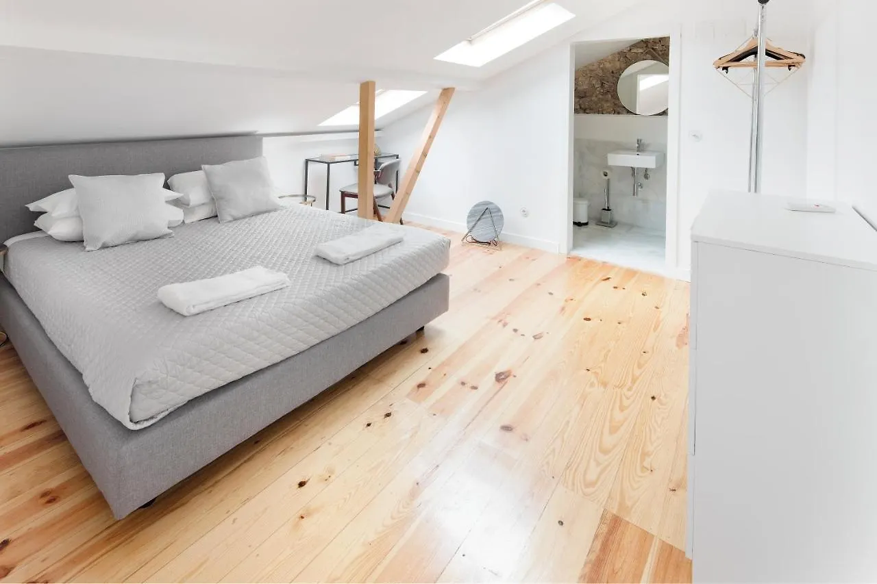 Room Lusiadas With Private Bathroom Lisboa